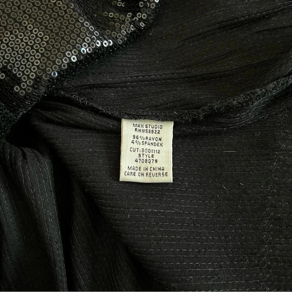 Max Studio Sequined Black Bouse Top Size Medium Short Sleeve - Picture 7 of 7
